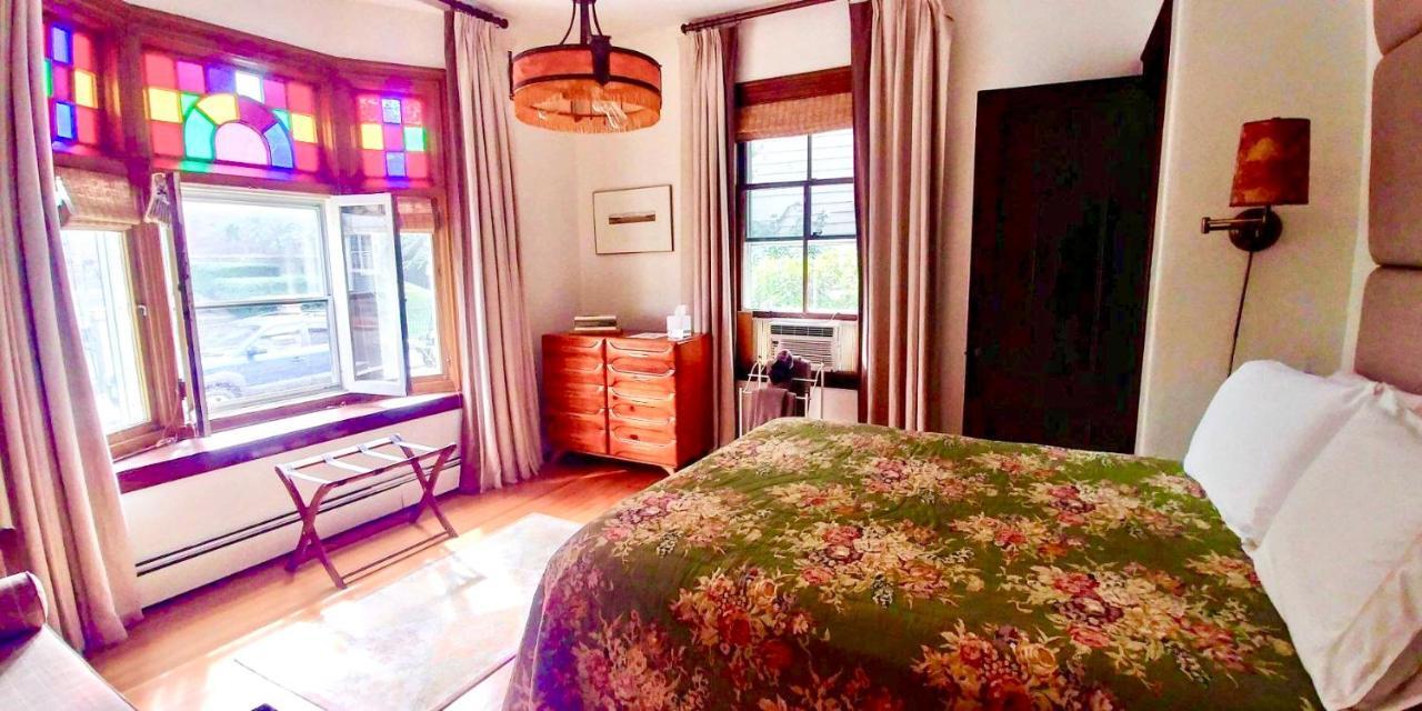 Bed & Breakfast Austin House Torre di Newport